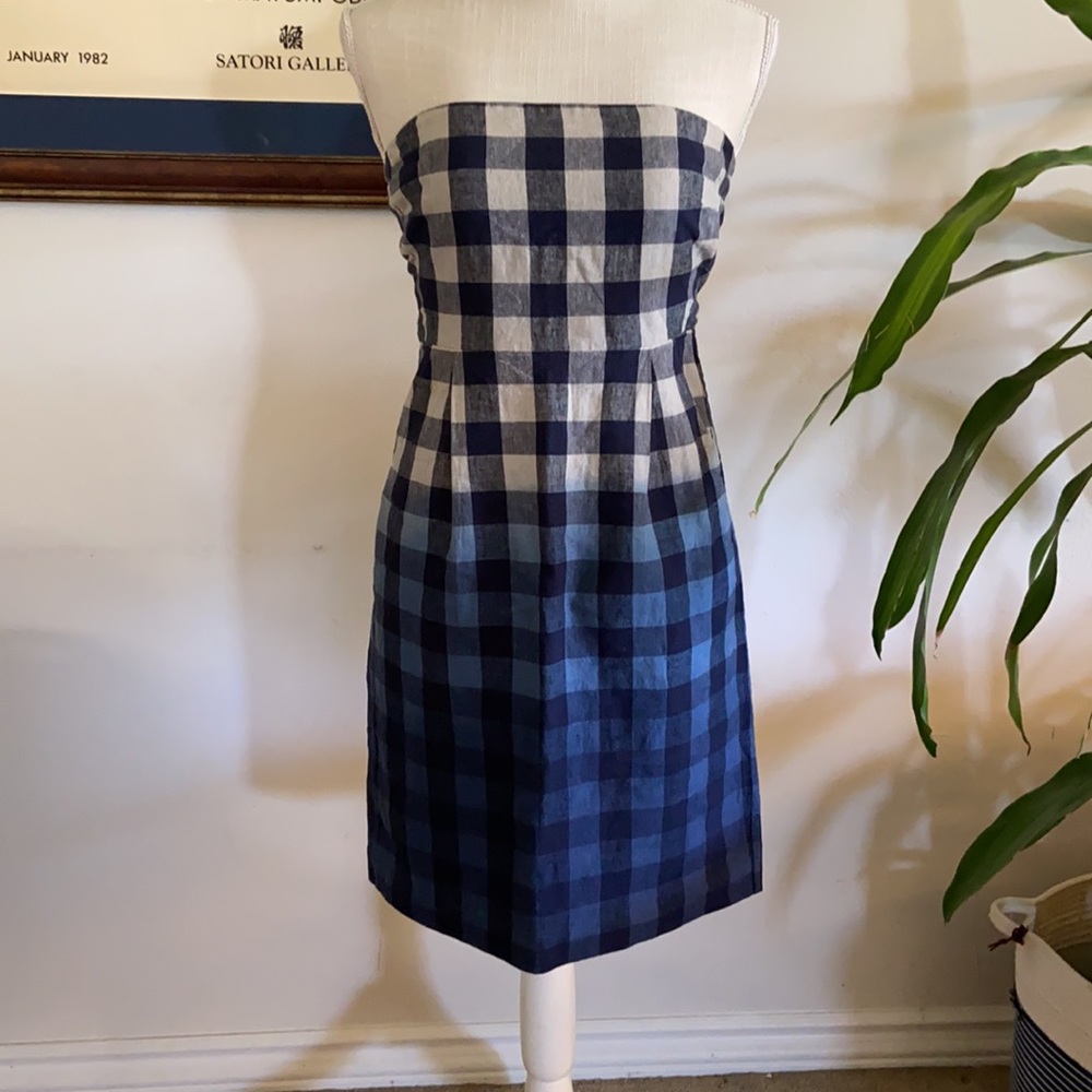 🔴  4/$20.  GAP mini dress